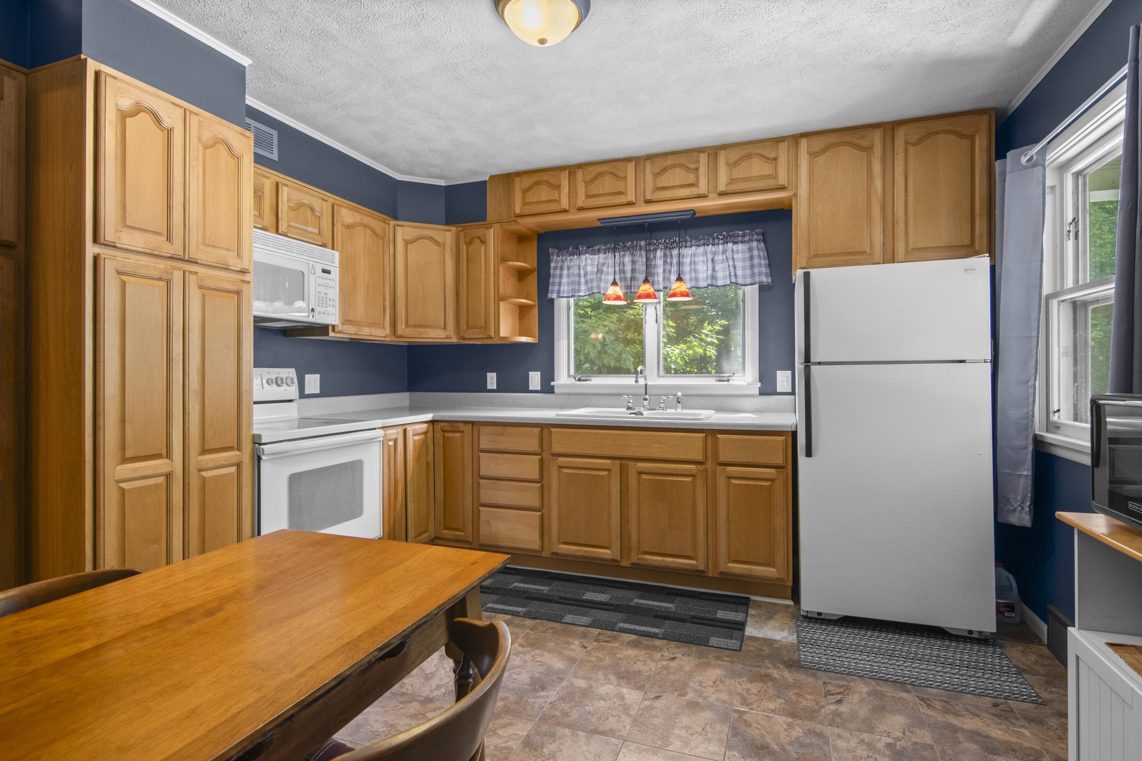 7023 Meadow Brooke Lane