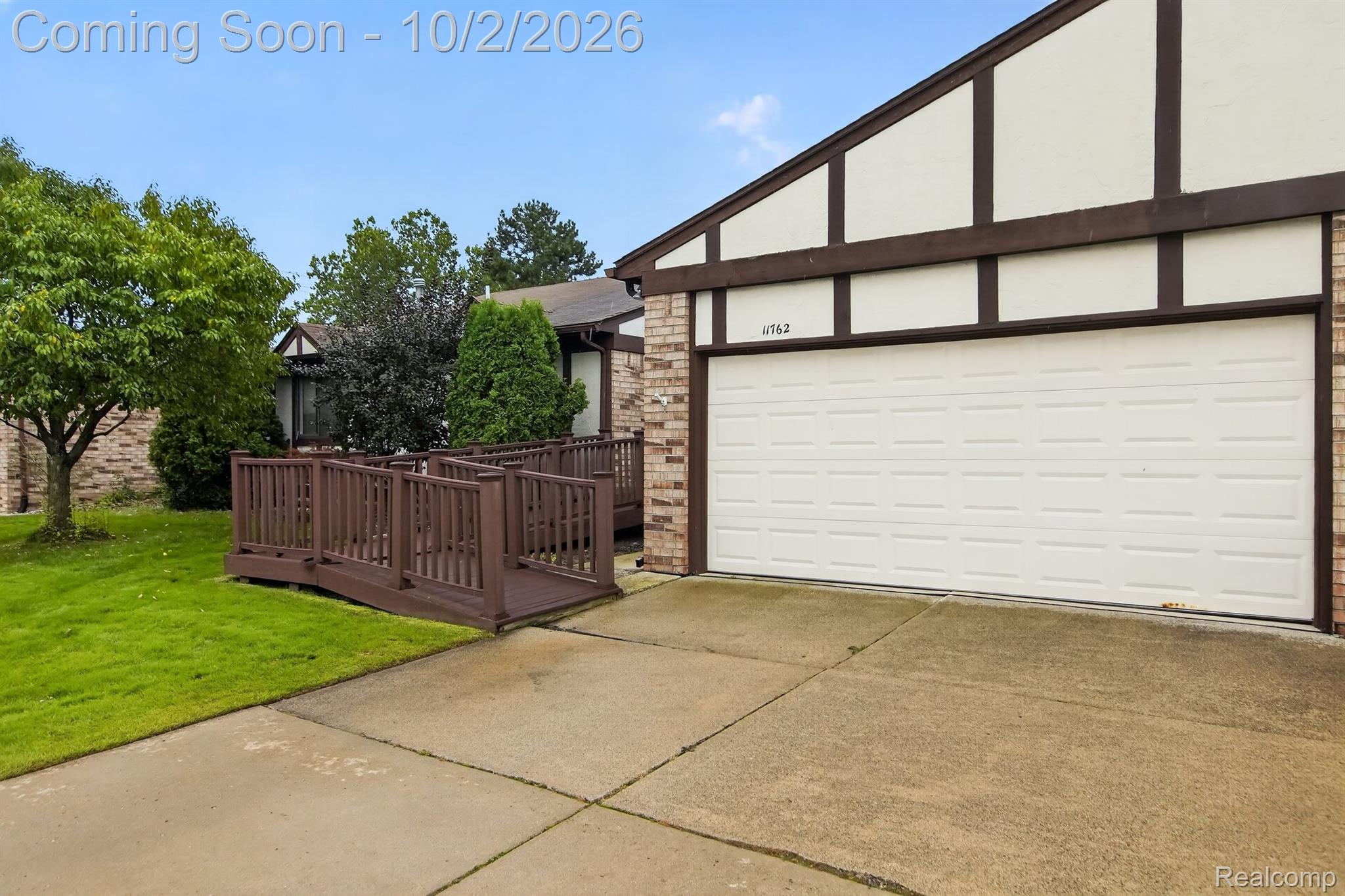 11762 Dorothy Lane