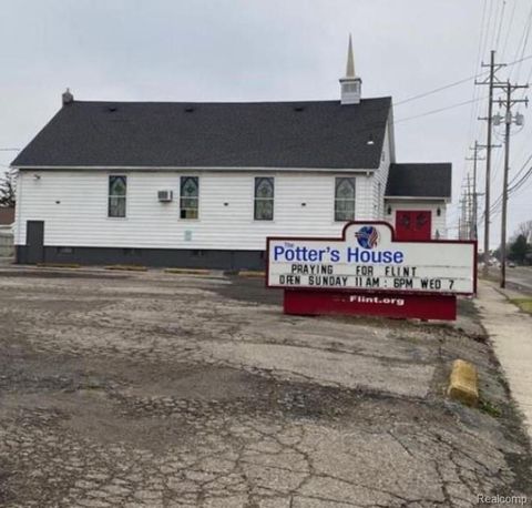 1386 E Hemphill Road Burton City MI 48529