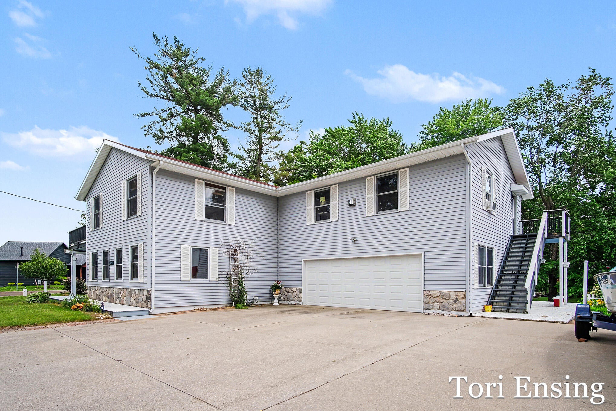 13190 16 Mile Road NE