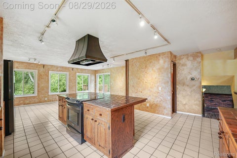 Tiny photo for 2877 Burgess Hill Drive, Waterford Charter Township, MI 48329 (MLS # 20261068846)