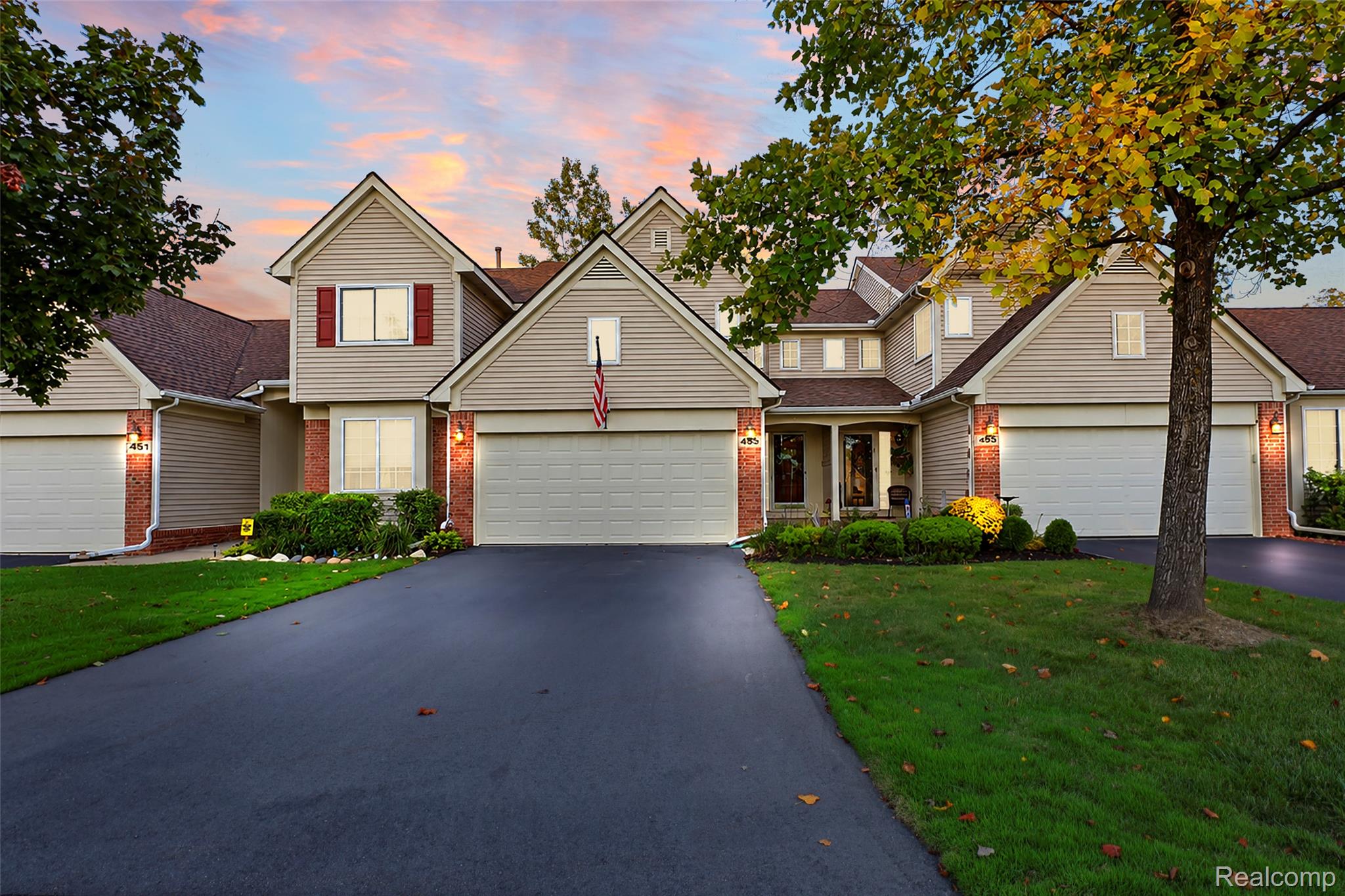 453 Lilly View Court