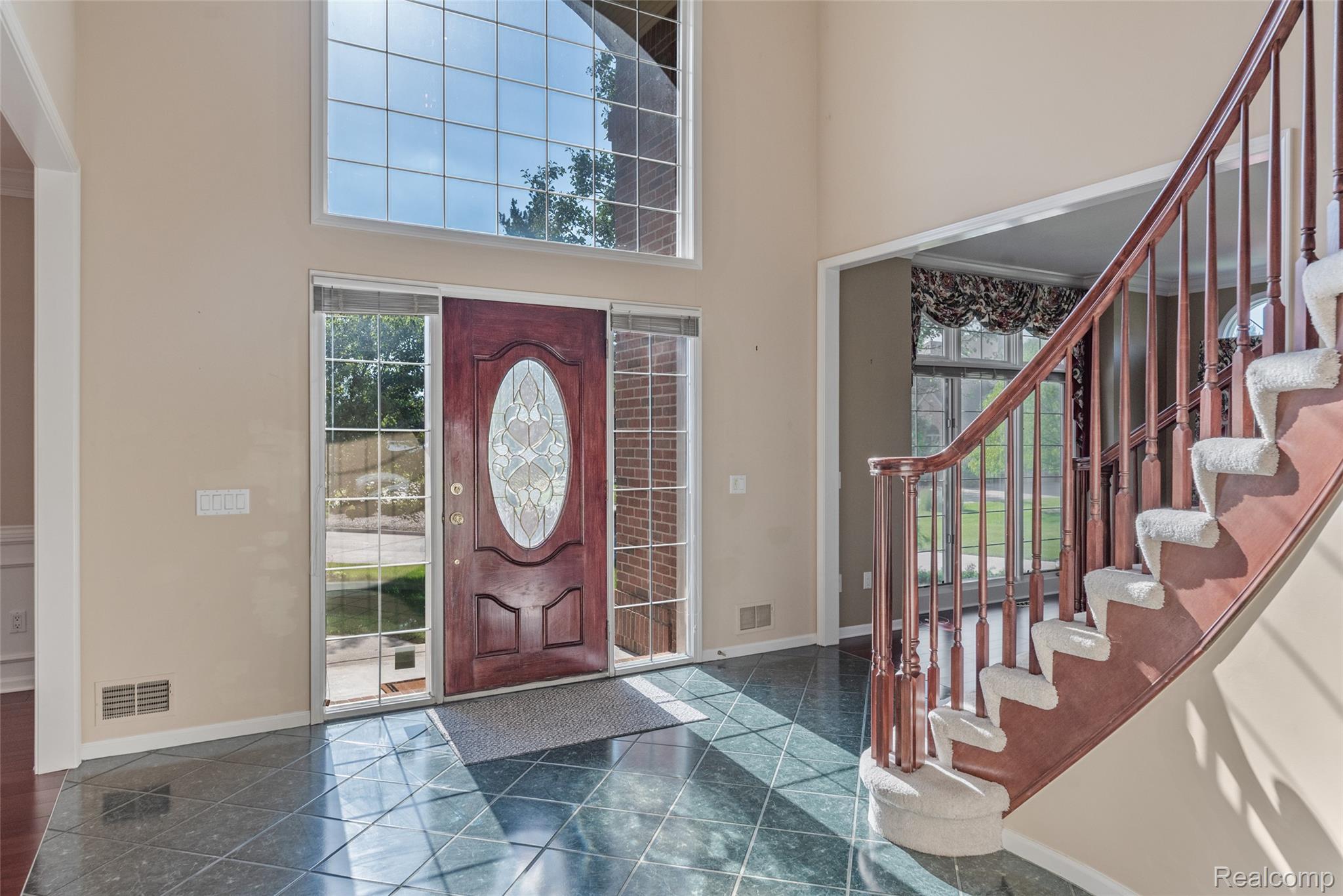17601 Rolling Woods Circle