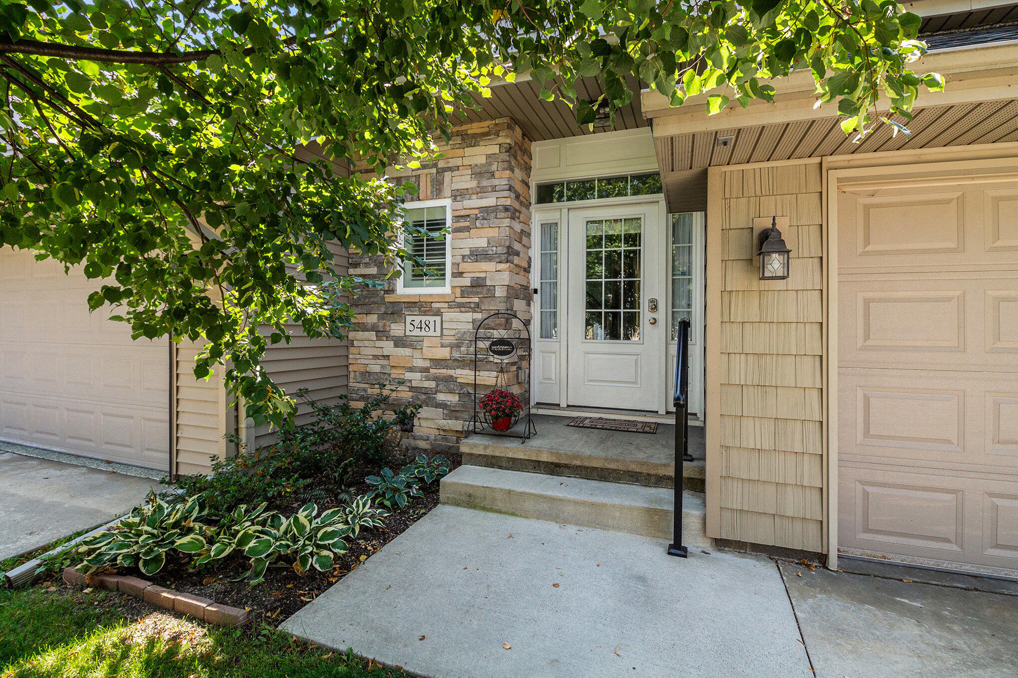 5481 Trillium Crossing Court