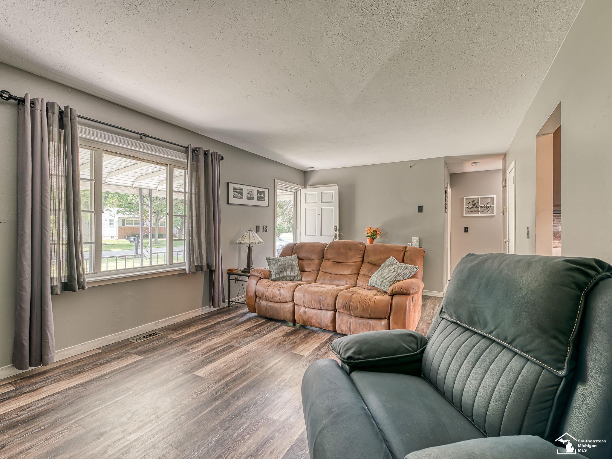 1693 Roman Drive