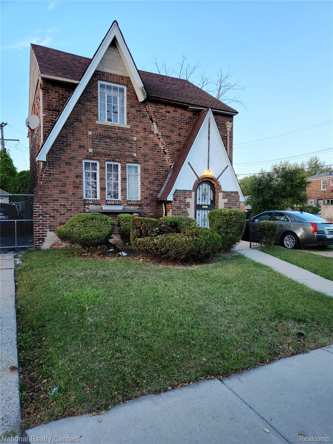 13634 Mecca Street