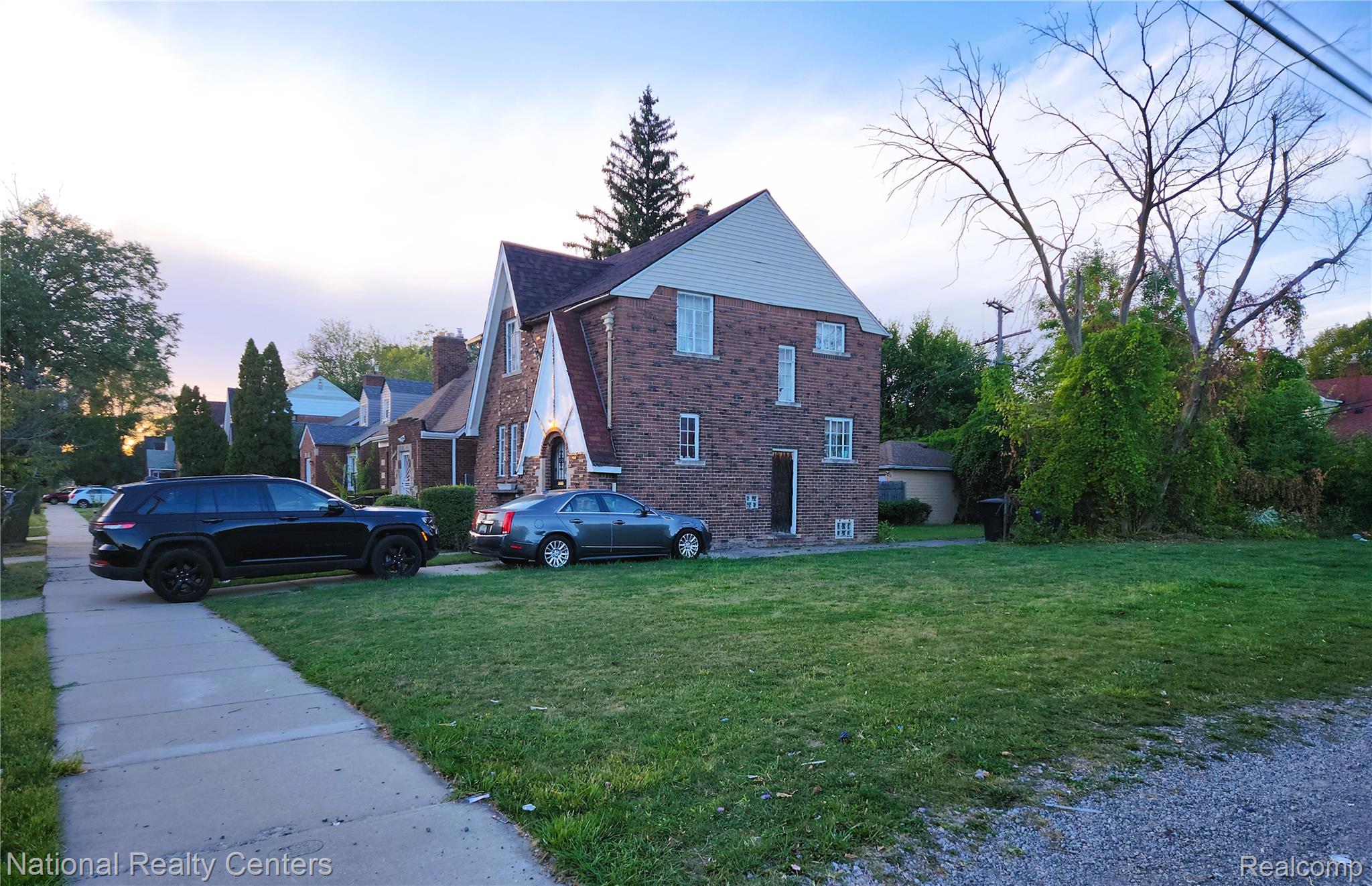 13634 Mecca Street