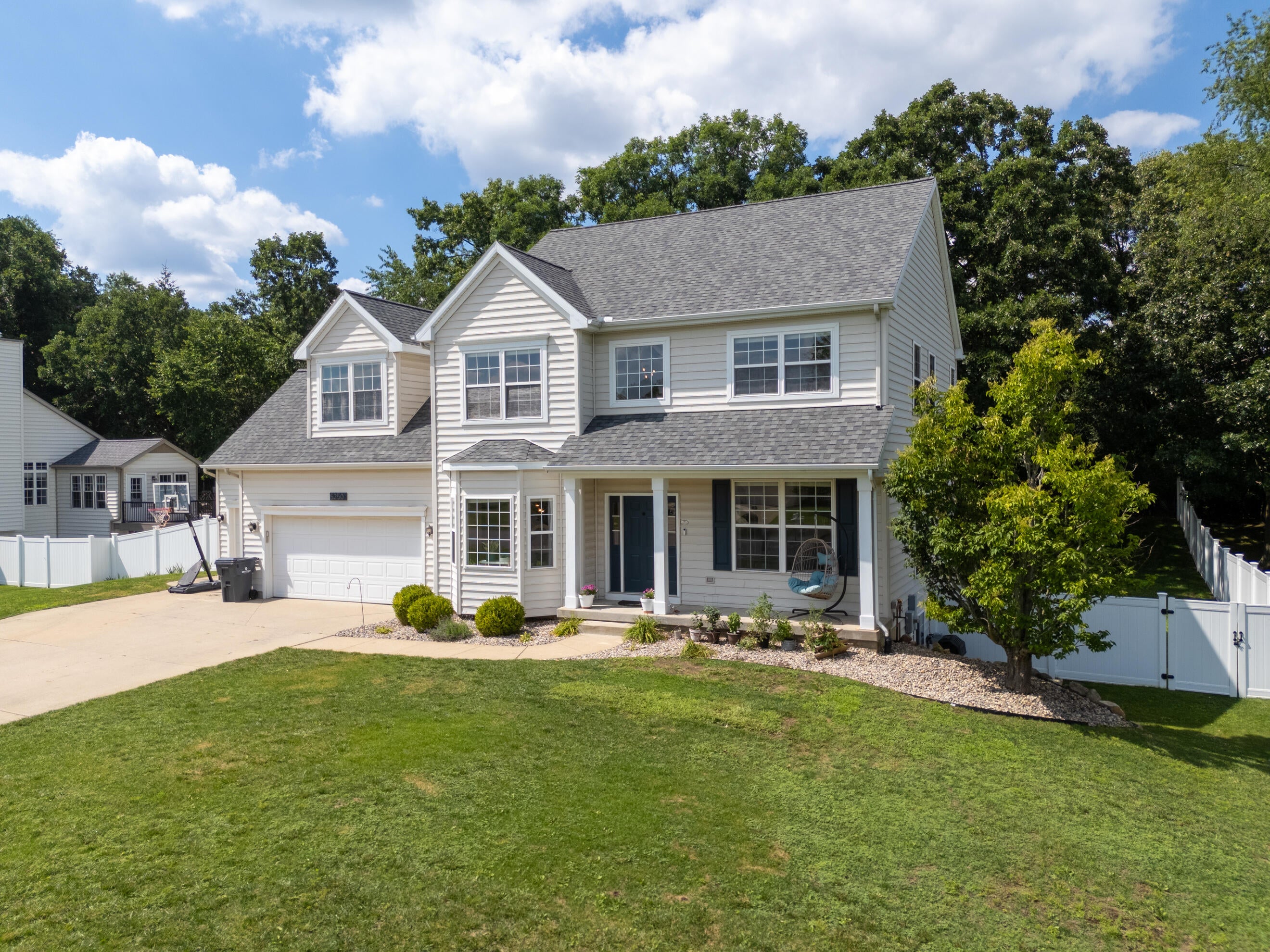 5250 Stapleton Drive