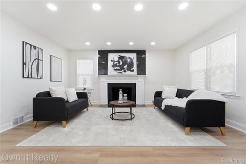 Tiny photo for 18979 Lindsay Street, Detroit City, MI 48235 (MLS # 20261068803)