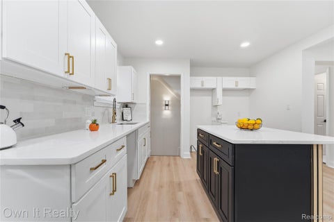 Tiny photo for 18979 Lindsay Street, Detroit City, MI 48235 (MLS # 20261068803)