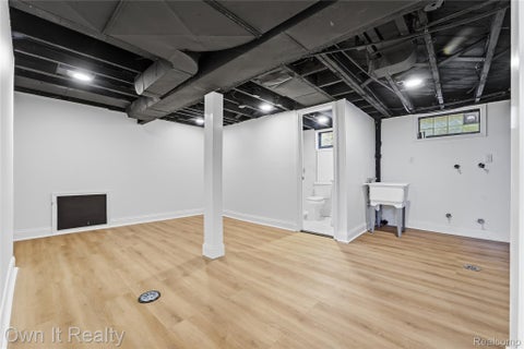 Tiny photo for 18979 Lindsay Street, Detroit City, MI 48235 (MLS # 20261068803)