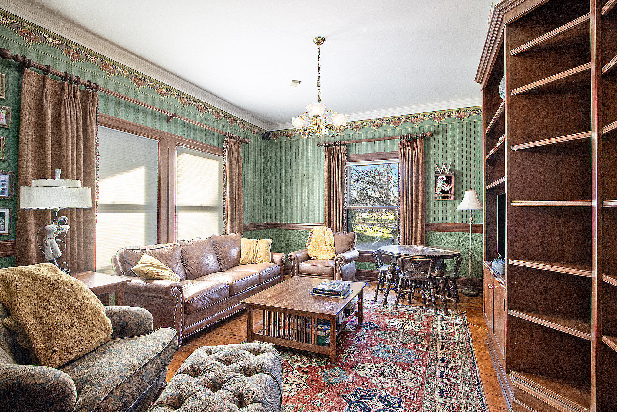 208 W Prospect Street