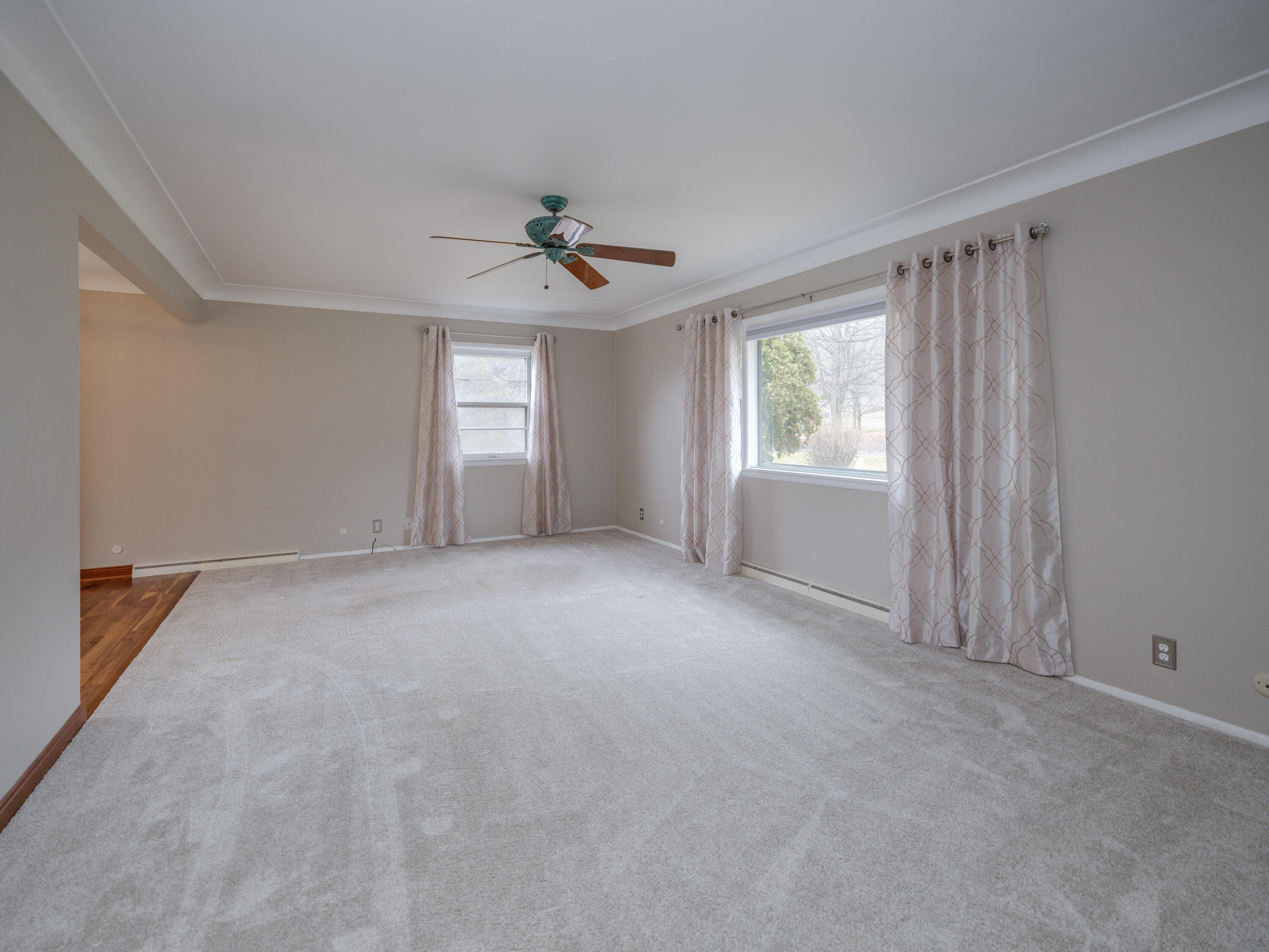 8397 N Riverview Drive