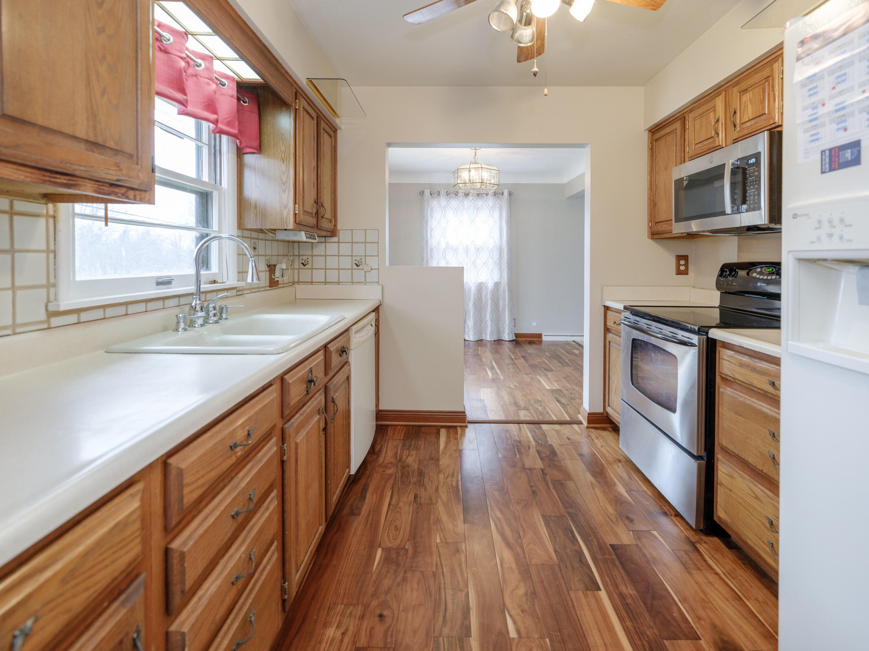 8397 N Riverview Drive