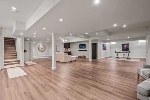 listing image 42