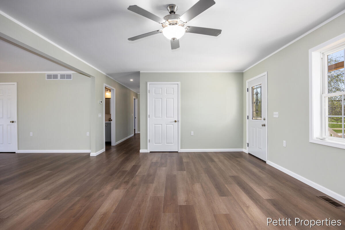 6937 Townhall Road
