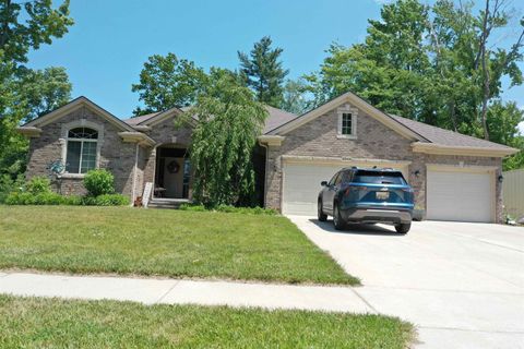 Photo of 3944 Konstantine Drive, Fort Gratiot Charter Township, MI 48059 (MLS # 58050179524)