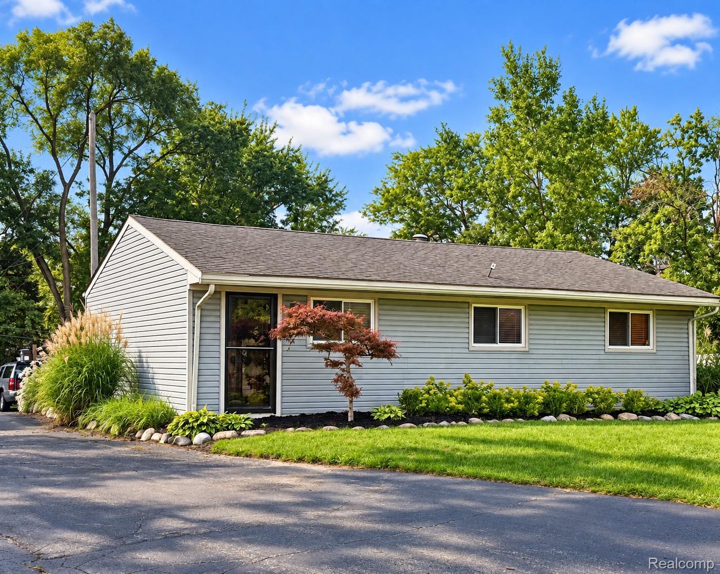 5619 HIGHLAND Road