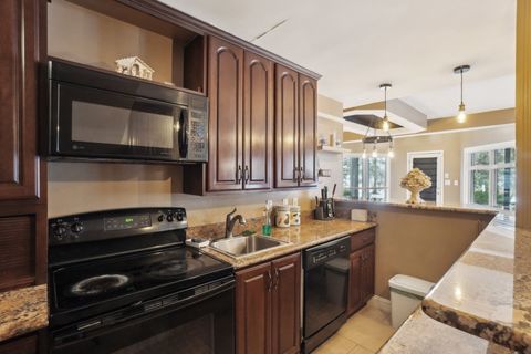 A home in OxfordCharterTownship_Oakland