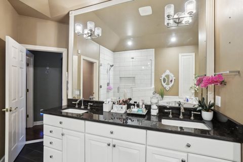 A home in OxfordCharterTownship_Oakland