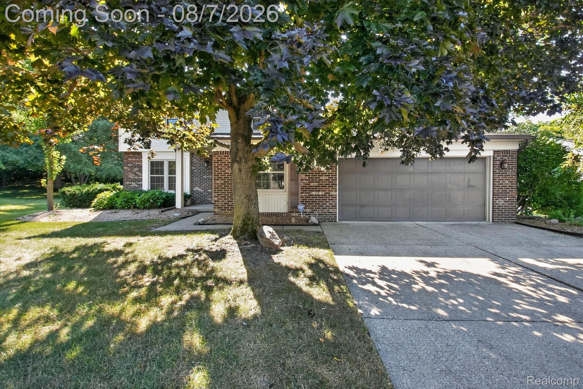 42542 Knollwood Court
