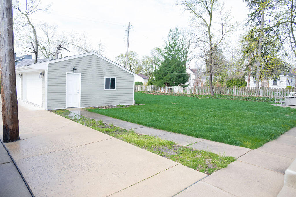 33315 Shiawassee Street