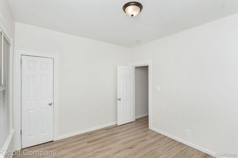 Tiny photo for 2514 Lothrop Street, Detroit City, MI 48206 (MLS # 20261016164)