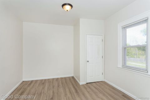 Tiny photo for 2514 Lothrop Street, Detroit City, MI 48206 (MLS # 20261016164)