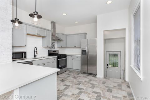 Tiny photo for 2514 Lothrop Street, Detroit City, MI 48206 (MLS # 20261016164)