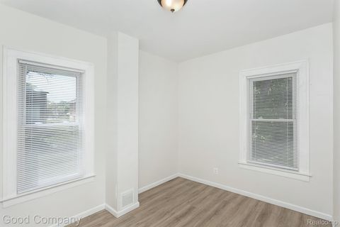 Tiny photo for 2514 Lothrop Street, Detroit City, MI 48206 (MLS # 20261016164)