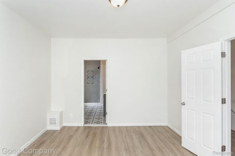 Tiny photo for 2514 Lothrop Street, Detroit City, MI 48206 (MLS # 20261016164)