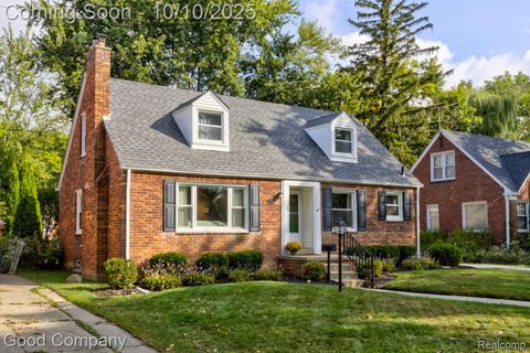 Photo of 13720 Nadine Street, Oak Park City, MI 48237 (MLS # 20251040013)