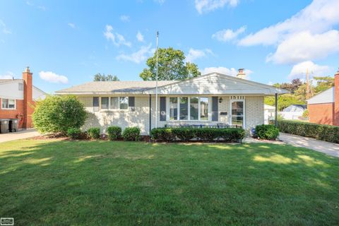 15111 Houghton Street Livonia City MI 48154