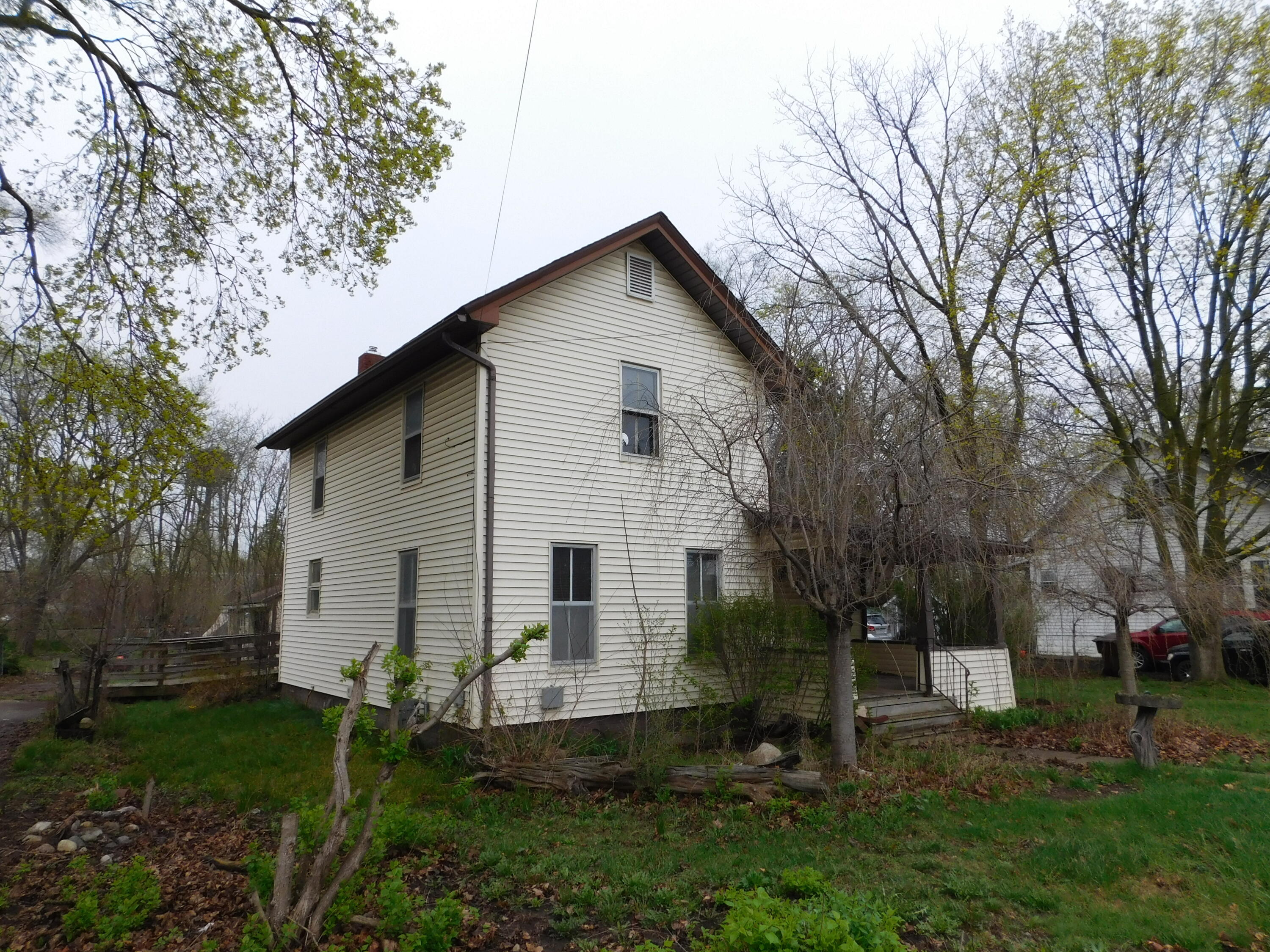 124 S Chipman Street