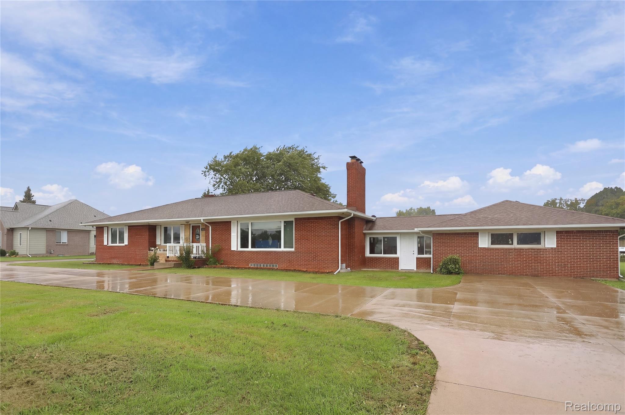 5353 18 Mile Road
