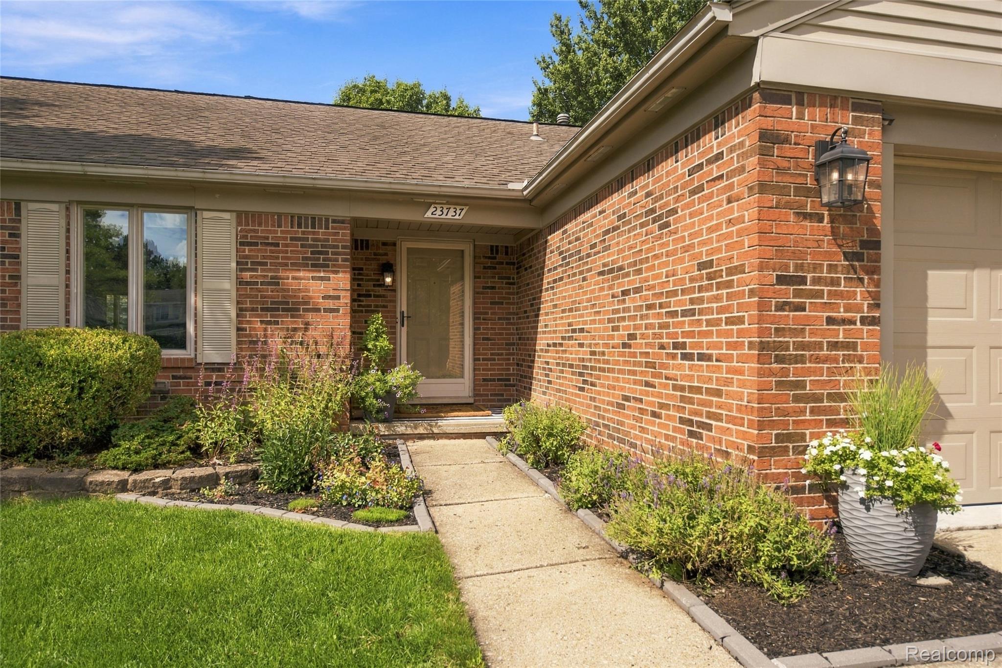 23737 Harvest Drive