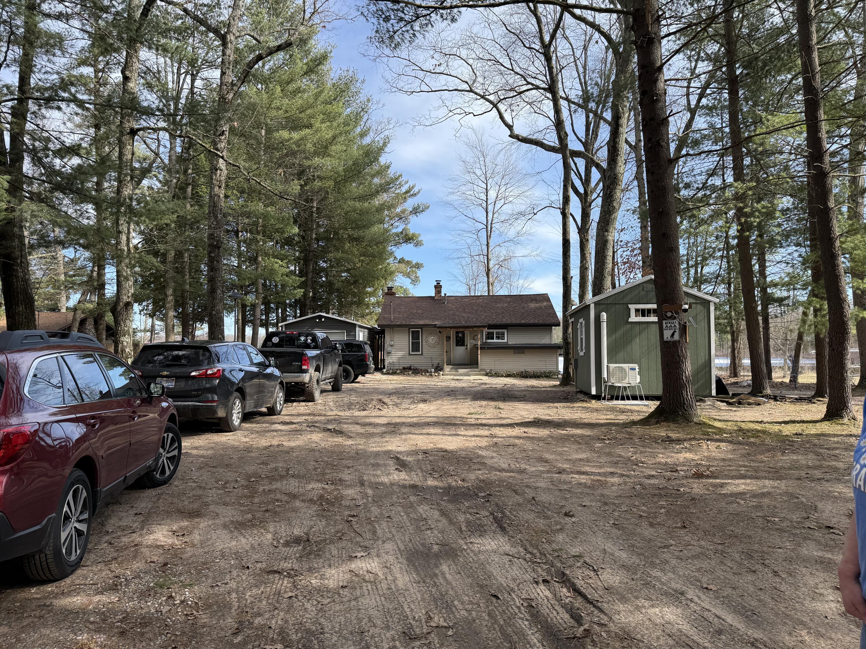 12504 N Woodbridge Avenue