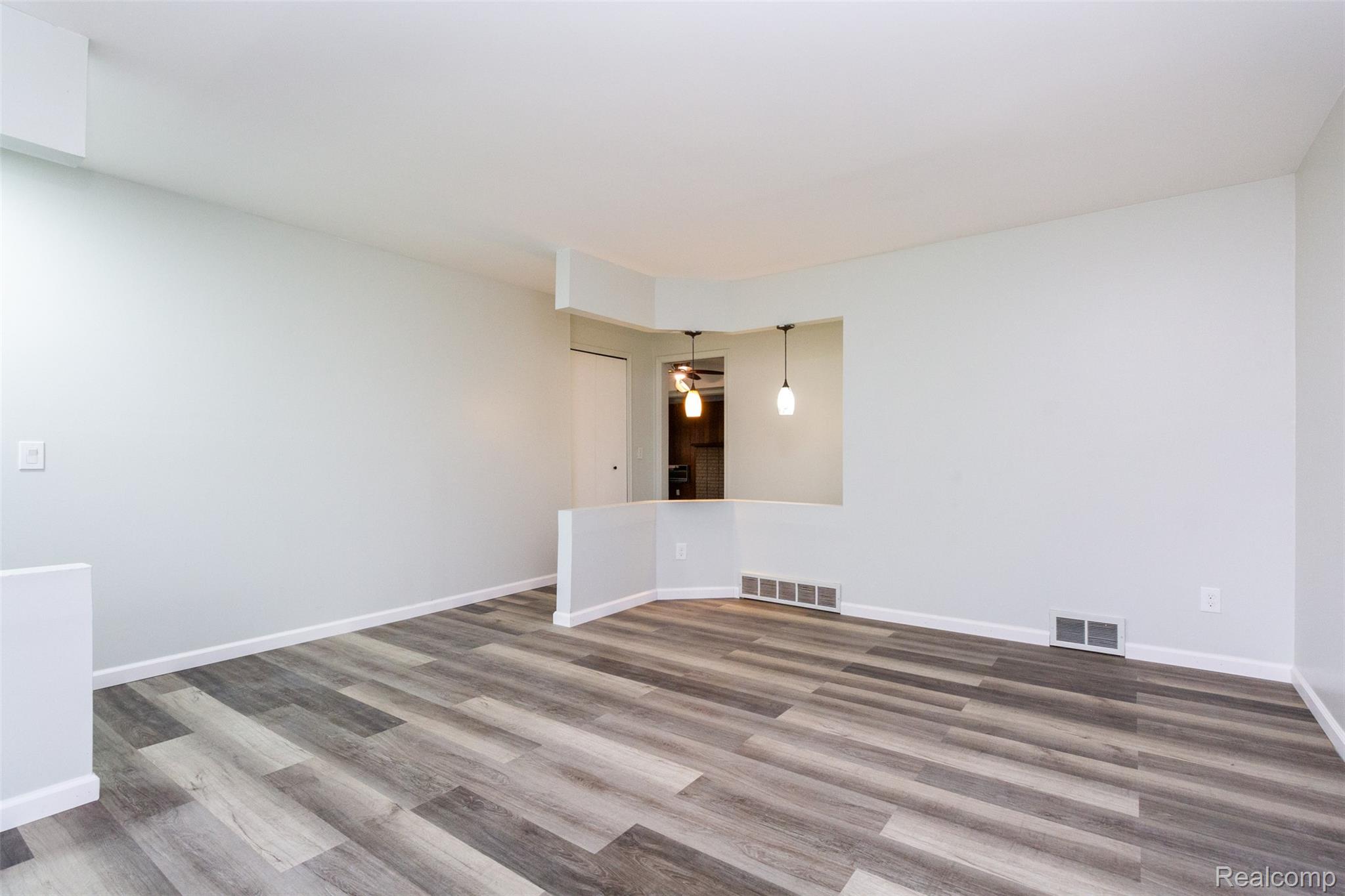 27322 NEWPORT Drive