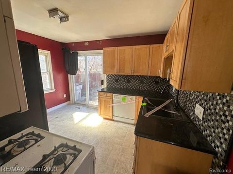 Tiny photo for 23345 Tawas Avenue, Hazel Park City, MI 48030 (MLS # 20261019707)