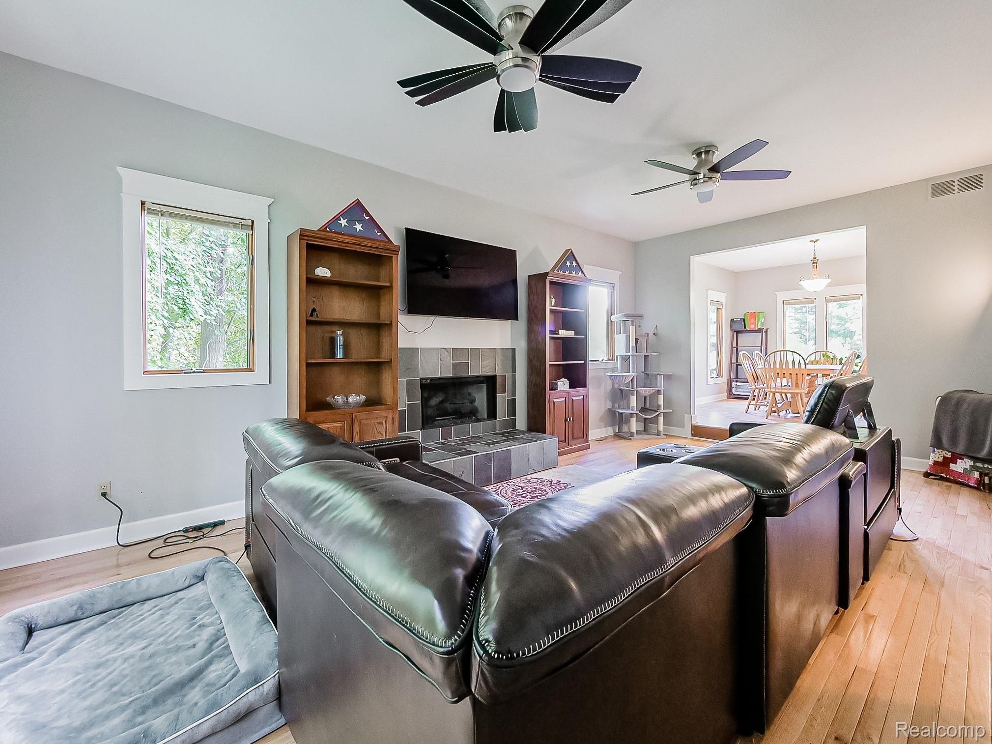 8880 Hidden Lake Drive