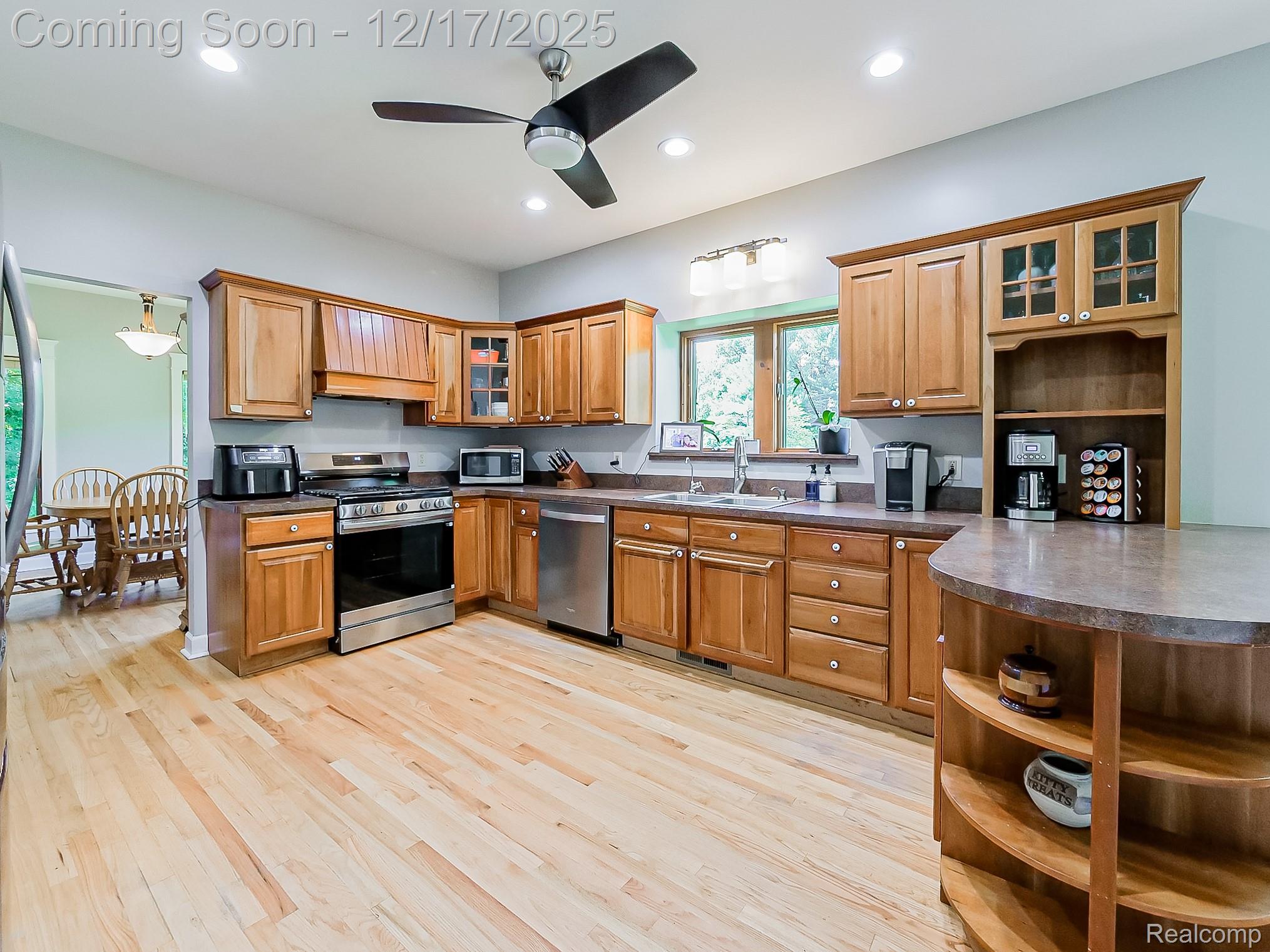 8880 Hidden Lake Drive