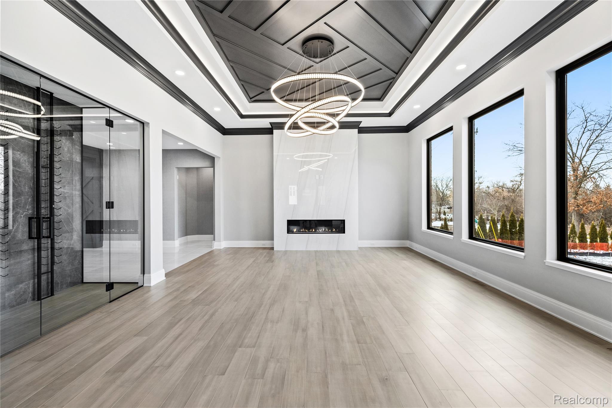 2555 Fairway Court