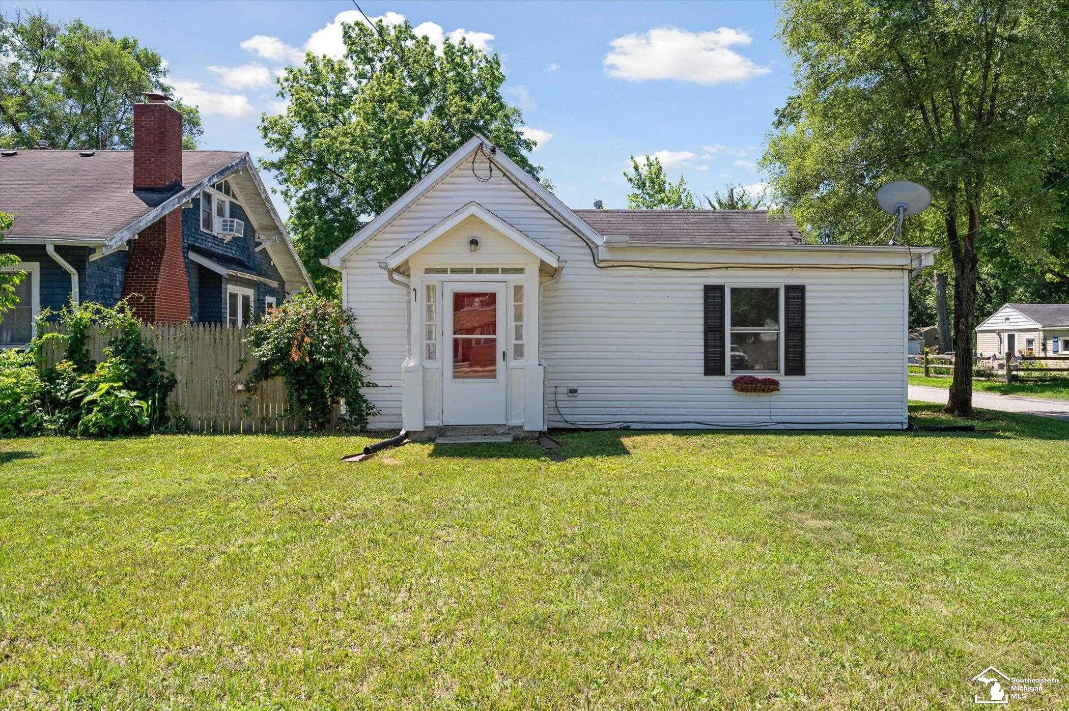 1107 W Temperance Road