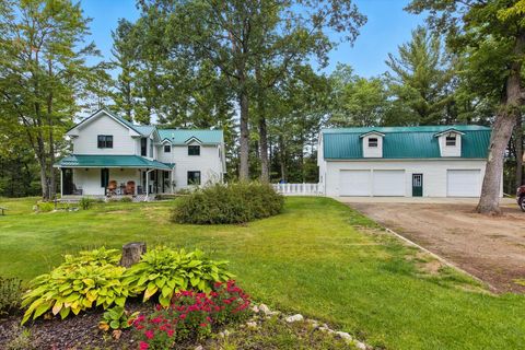 4375 W Haskell Lake Rd Summerfield Township MI 48625