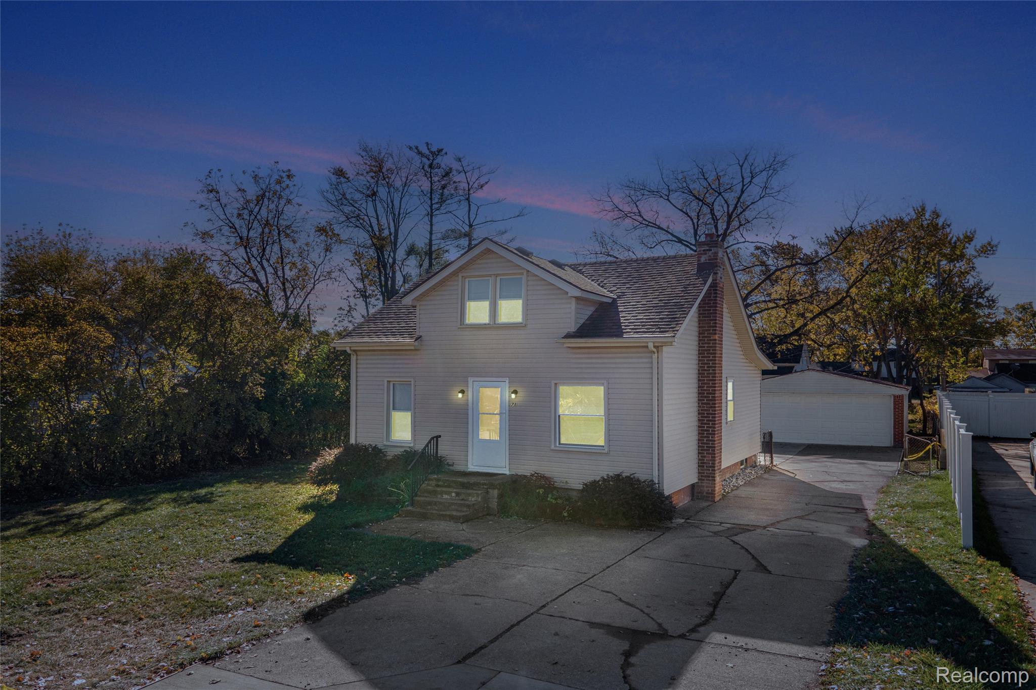 71 Cloveridge Drive