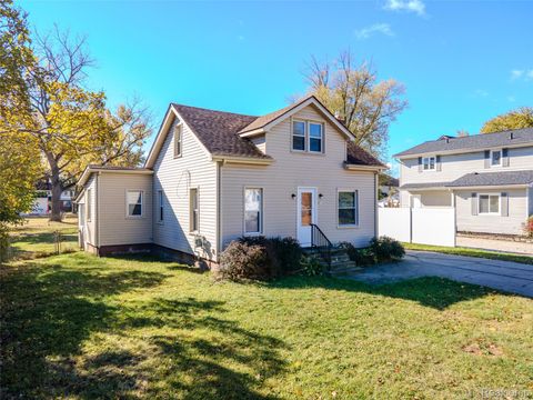 71 Cloveridge Drive Troy City MI 48084