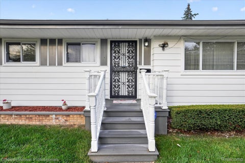 Tiny photo for 2026 Mc Phail Street, Flint City, MI 48503 (MLS # 20261082393)