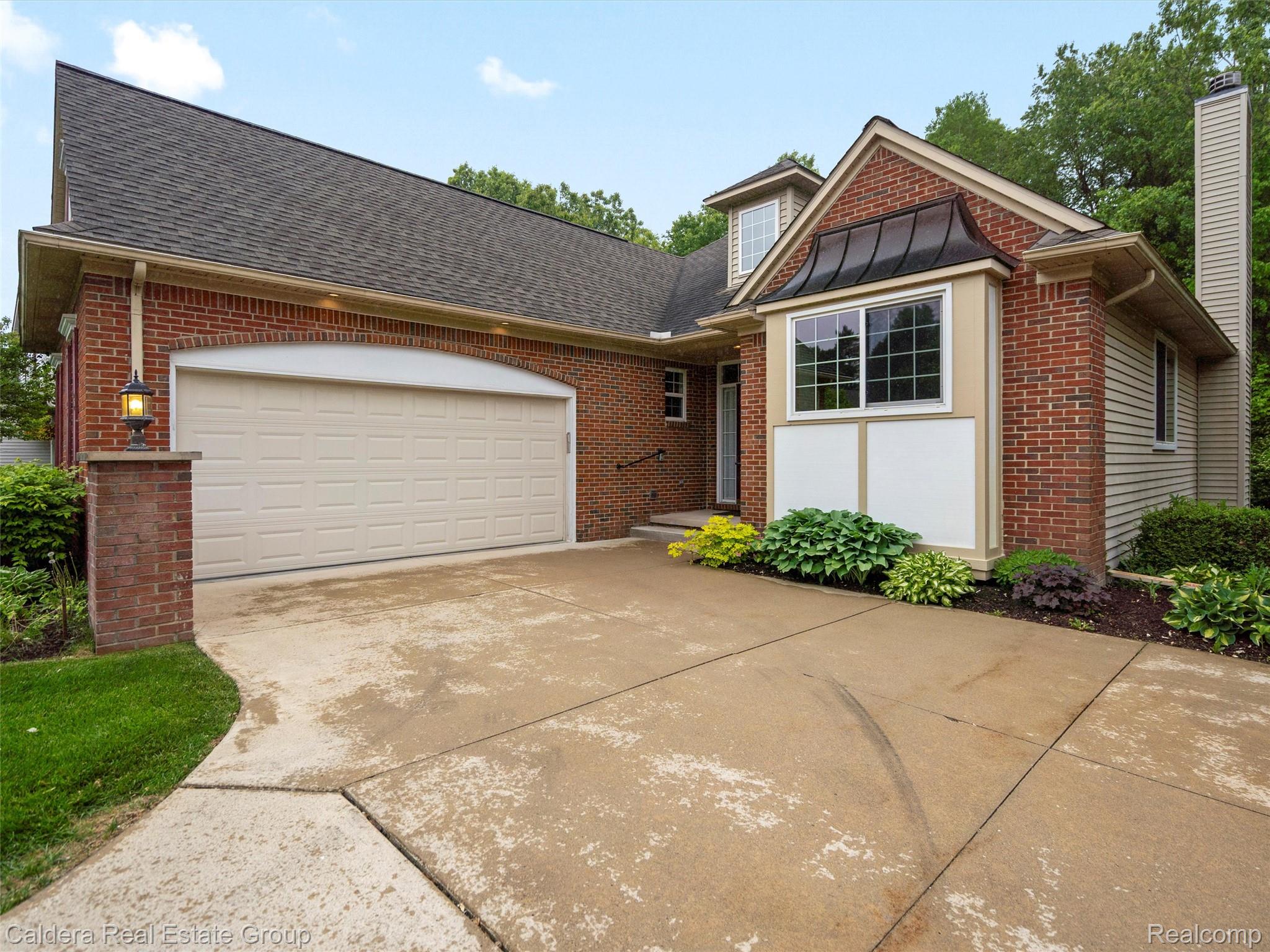 9862 Tioga Trail
