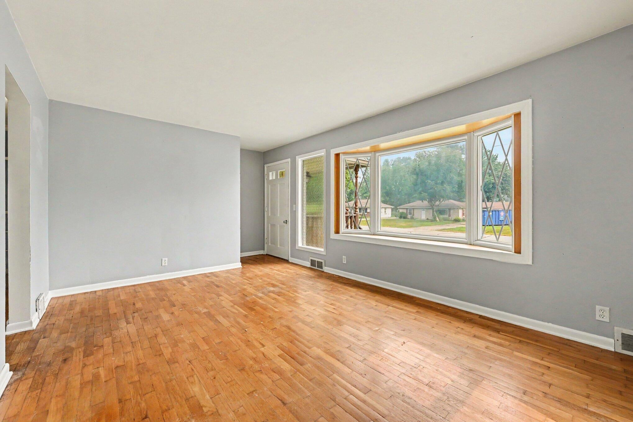 1050 Bloomfield Avenue