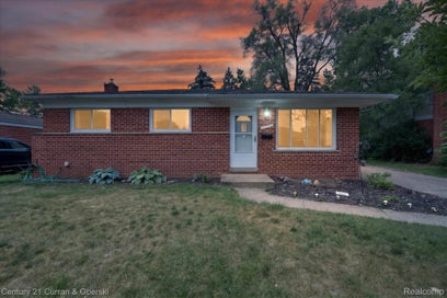 35669 Hees Street Livonia City MI 48150